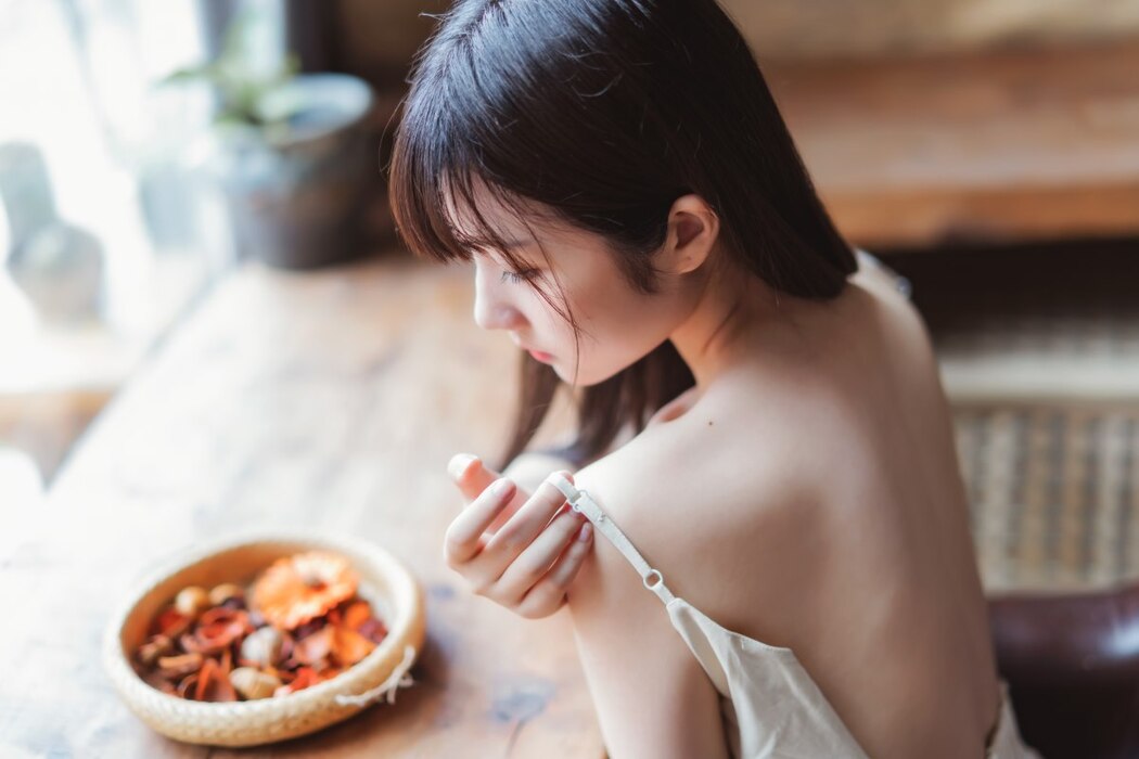 YiTuYu艺图语 Vol.2373 Jing Jiang