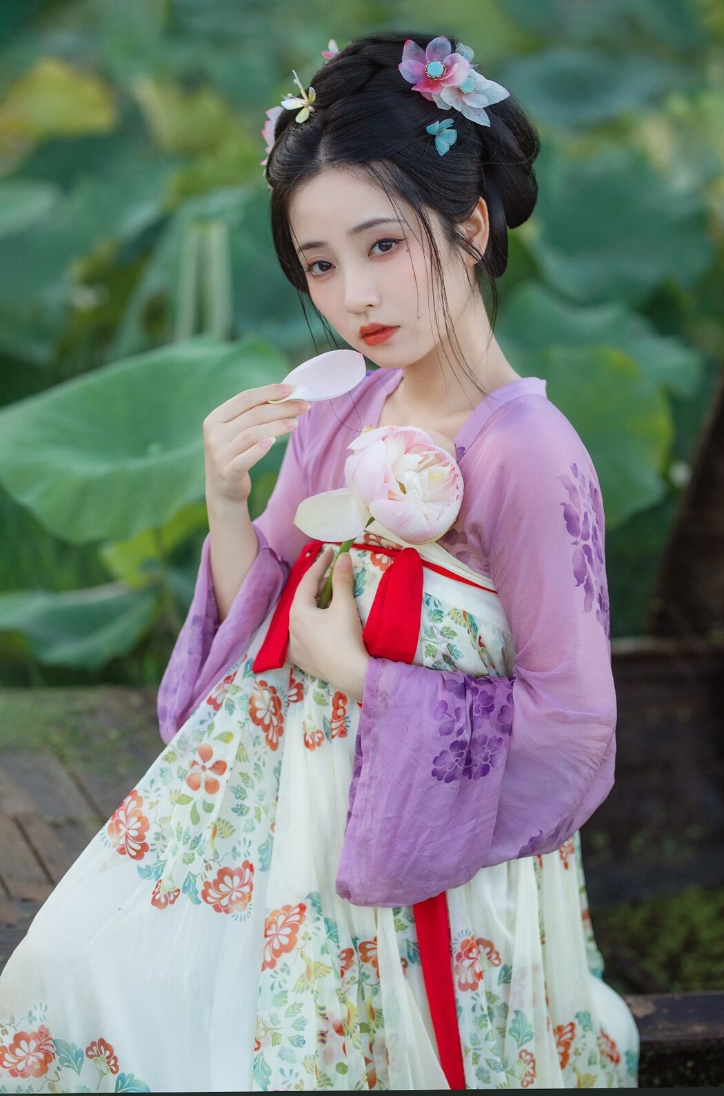 YiTuYu艺图语 Vol.2368 Cai He