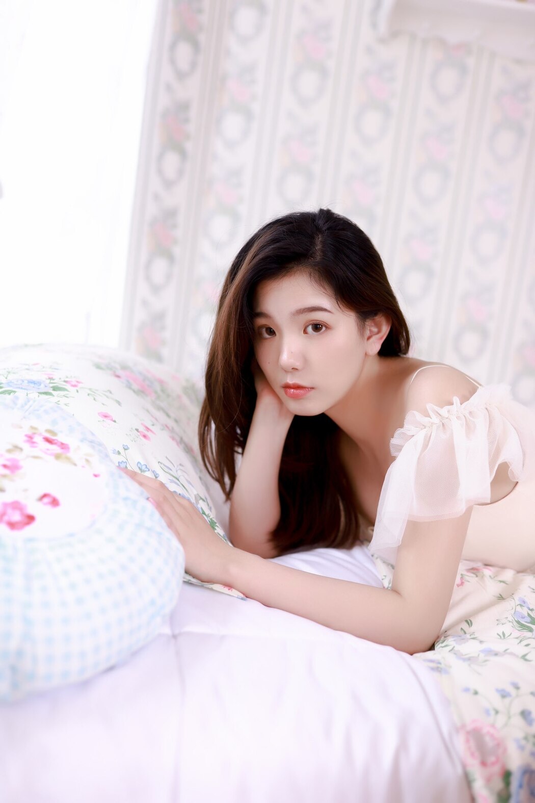 YiTuYu艺图语 Vol.2357 Zha Mian Bi Mu Yu