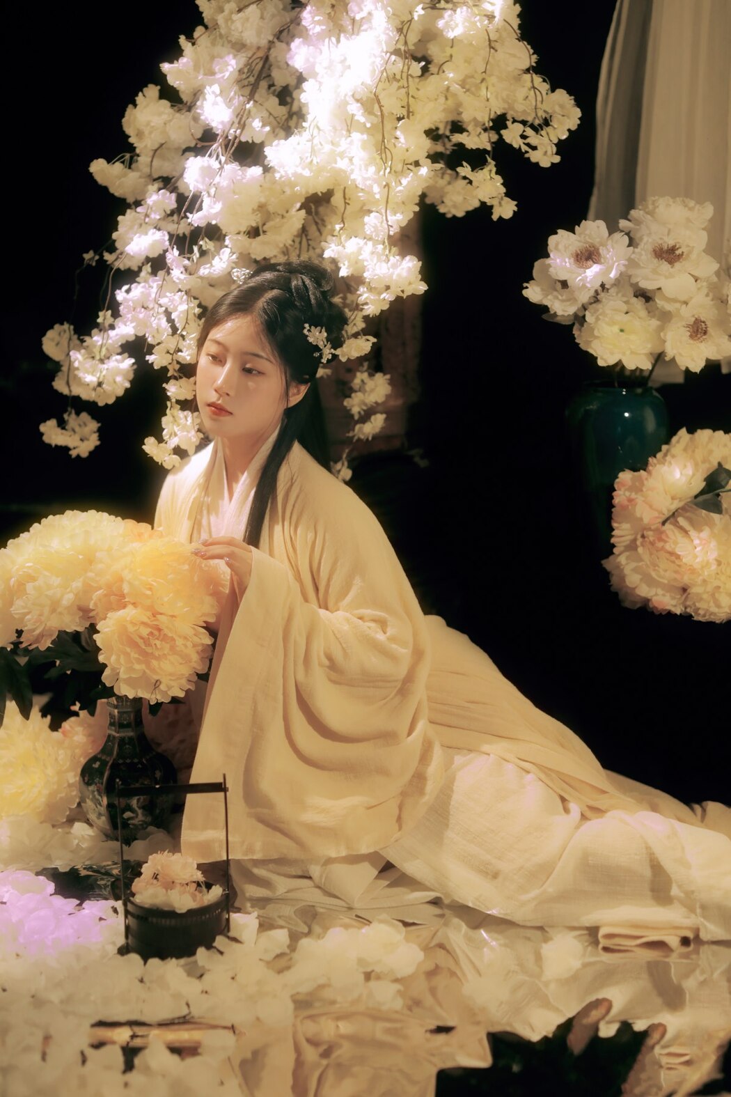 YiTuYu艺图语 Vol.2388 Yi Ming