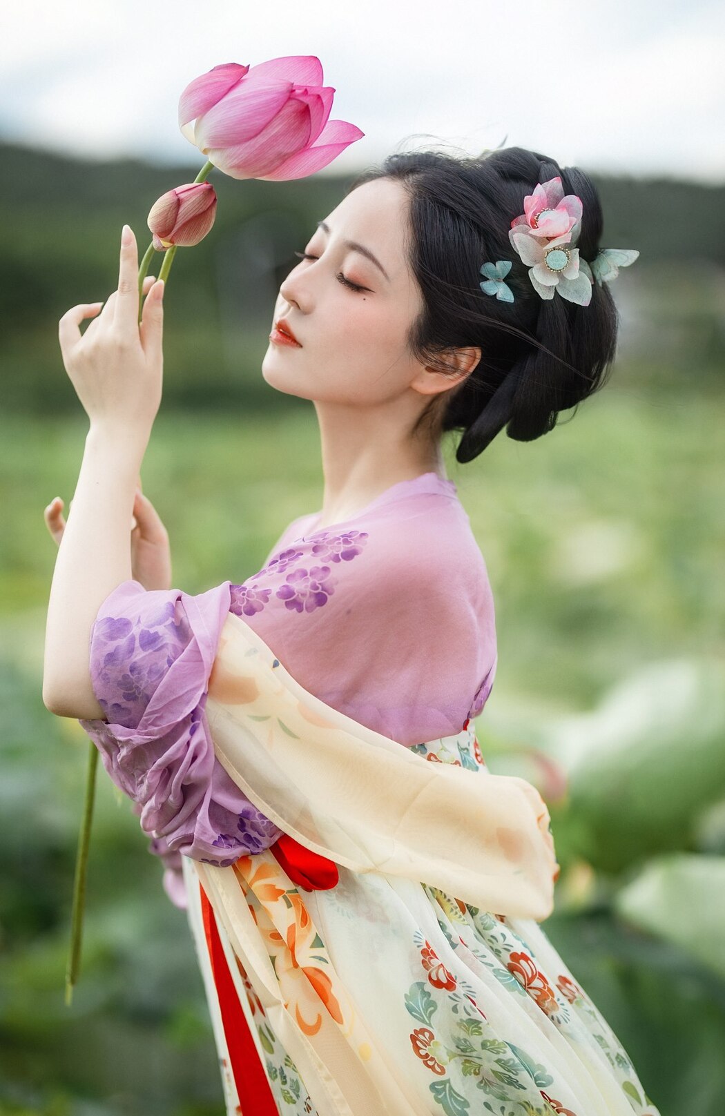 YiTuYu艺图语 Vol.2368 Cai He