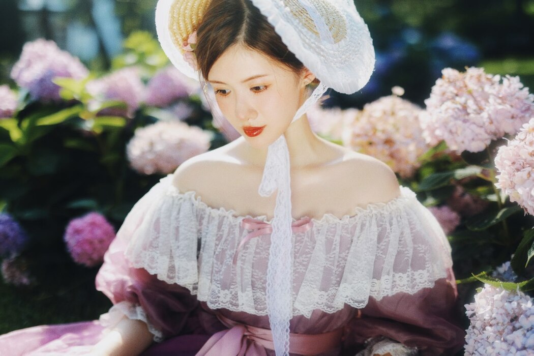 YiTuYu艺图语 Vol.2356 Dian Dong Xiao Zhu Pig