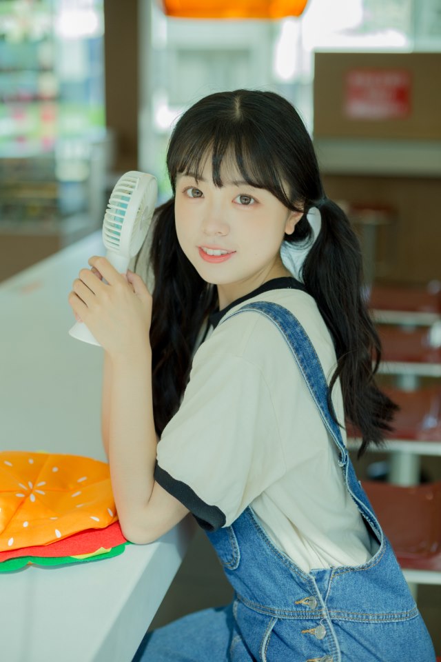 YiTuYu艺图语 Vol.2371 Ke Ai Pao Pao Ya