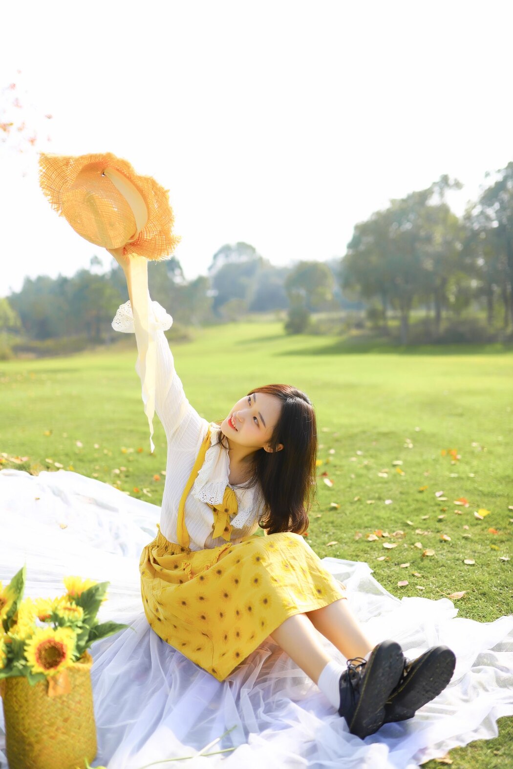 YiTuYu艺图语 Vol.2340 Qian Qian