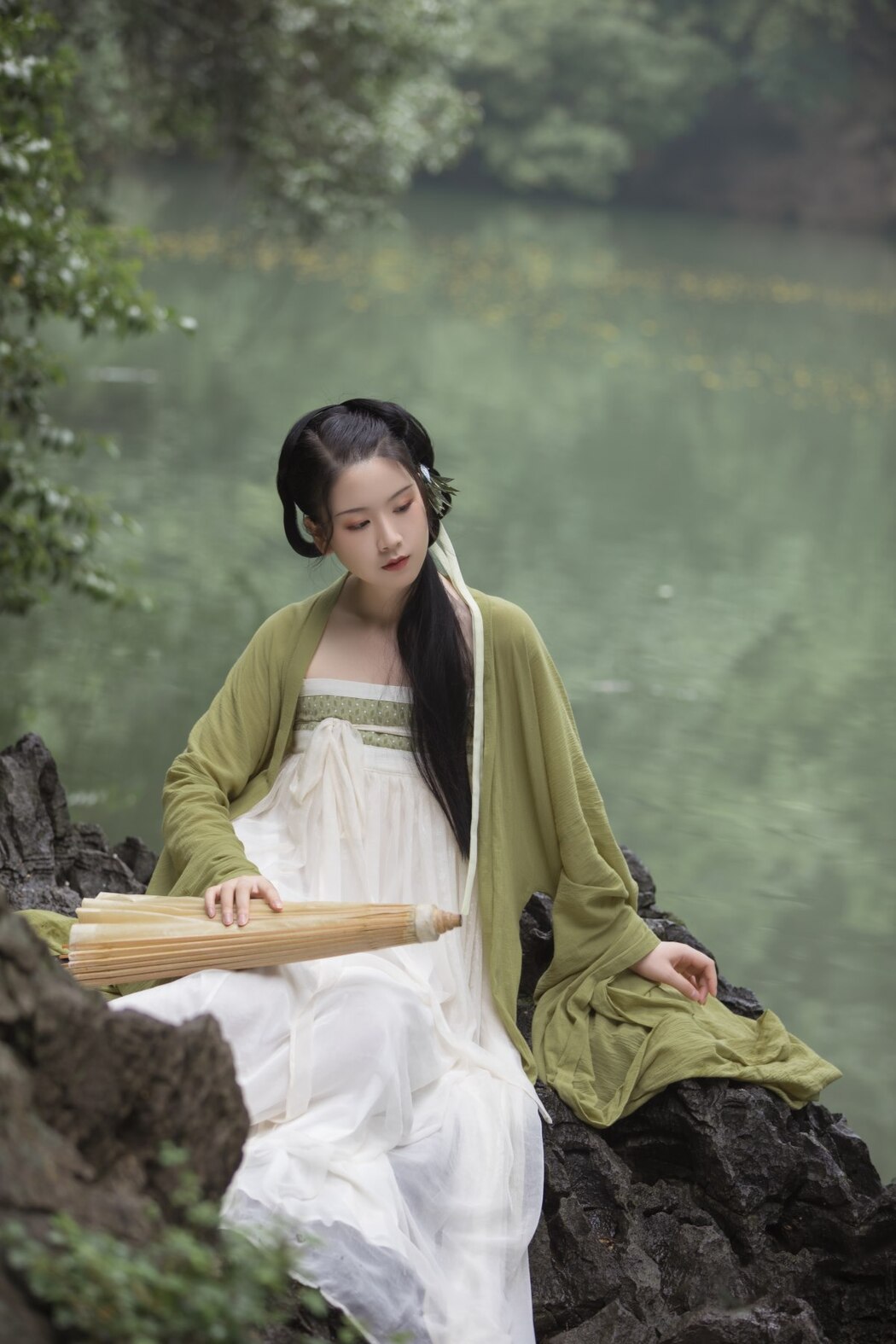 YiTuYu艺图语 Vol.2384 Lu A Lu
