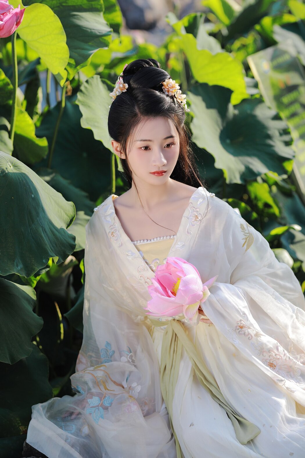 YiTuYu艺图语 Vol.2339 Y