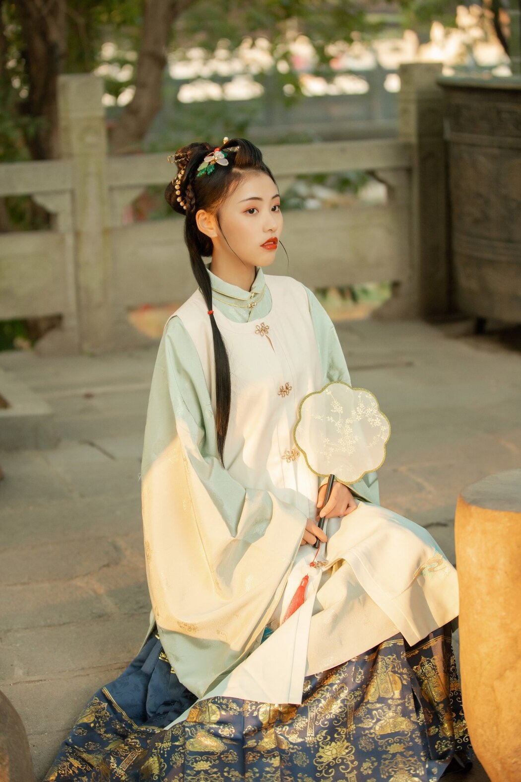 YiTuYu艺图语 Vol.2344 Ri Luo Xin Cheng
