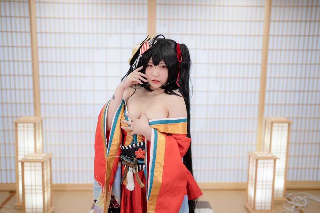 Yuna 유나 – Vol.8 AzurLane IJN Taihou
