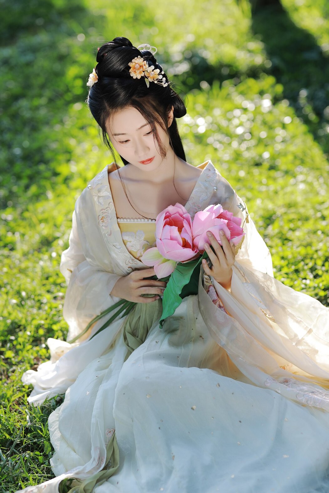 YiTuYu艺图语 Vol.2339 Y