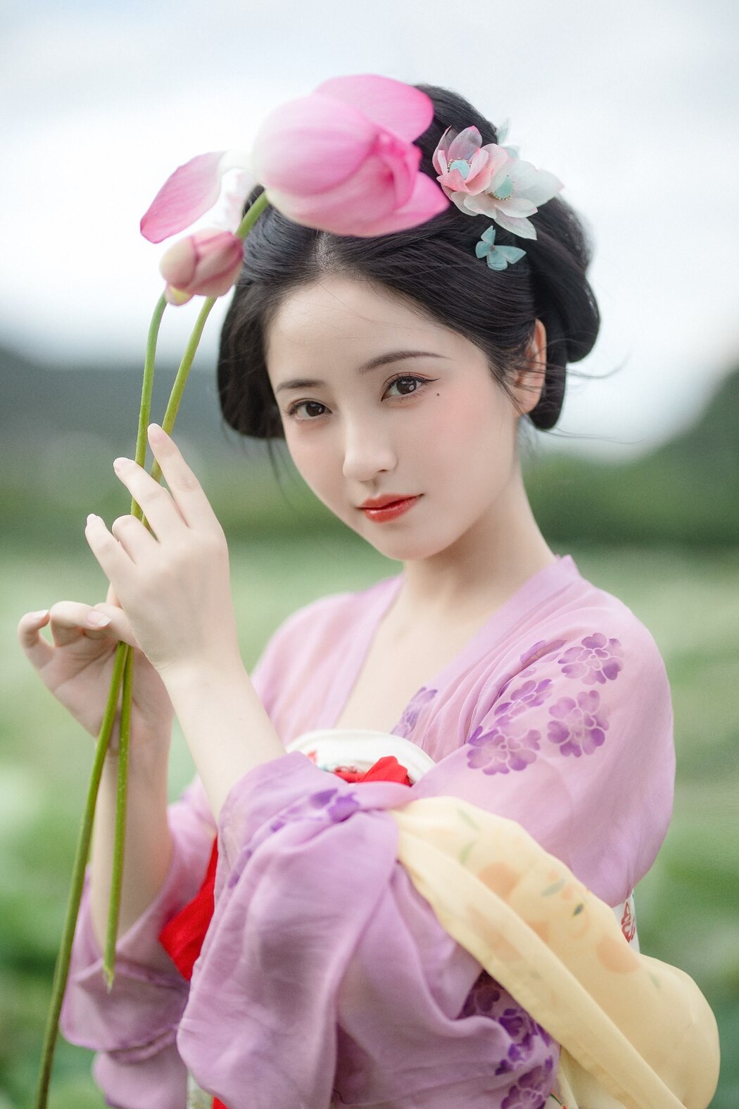 YiTuYu艺图语 Vol.2368 Cai He