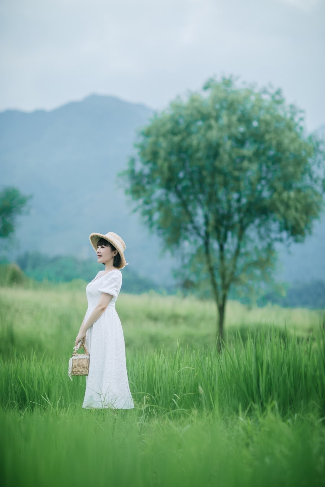 YiTuYu艺图语 Vol.2318 Dong Qin