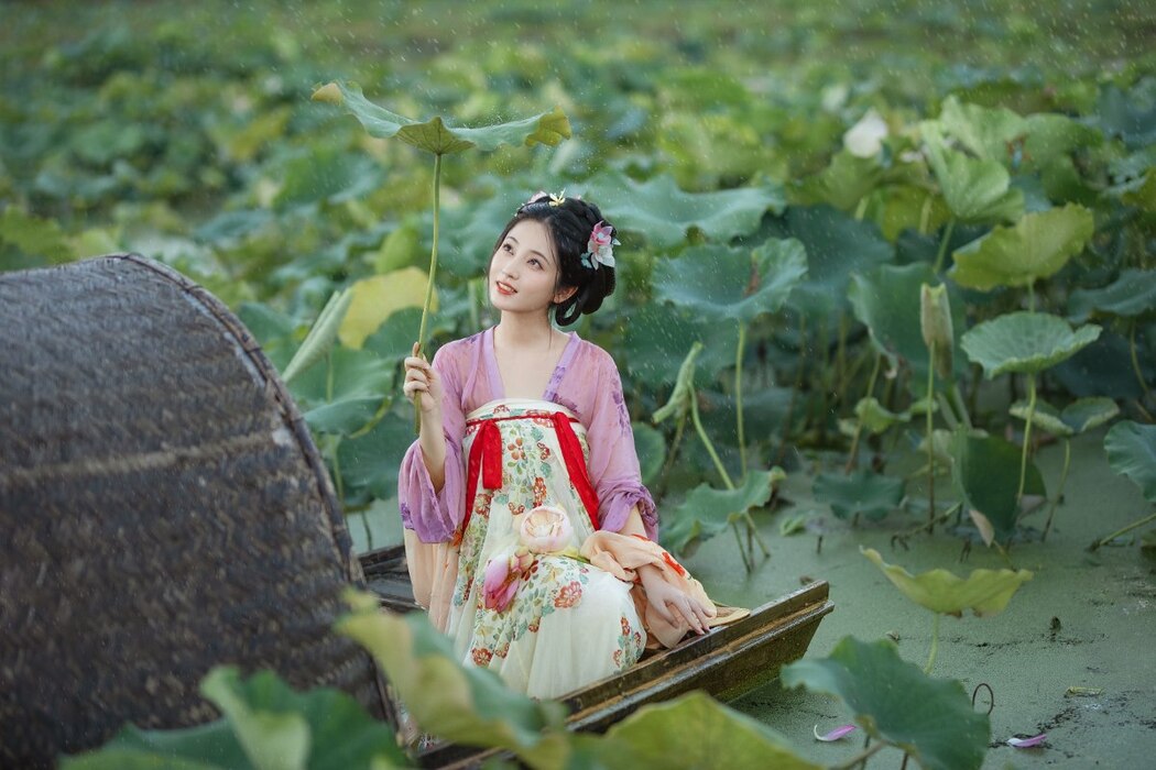 YiTuYu艺图语 Vol.2368 Cai He