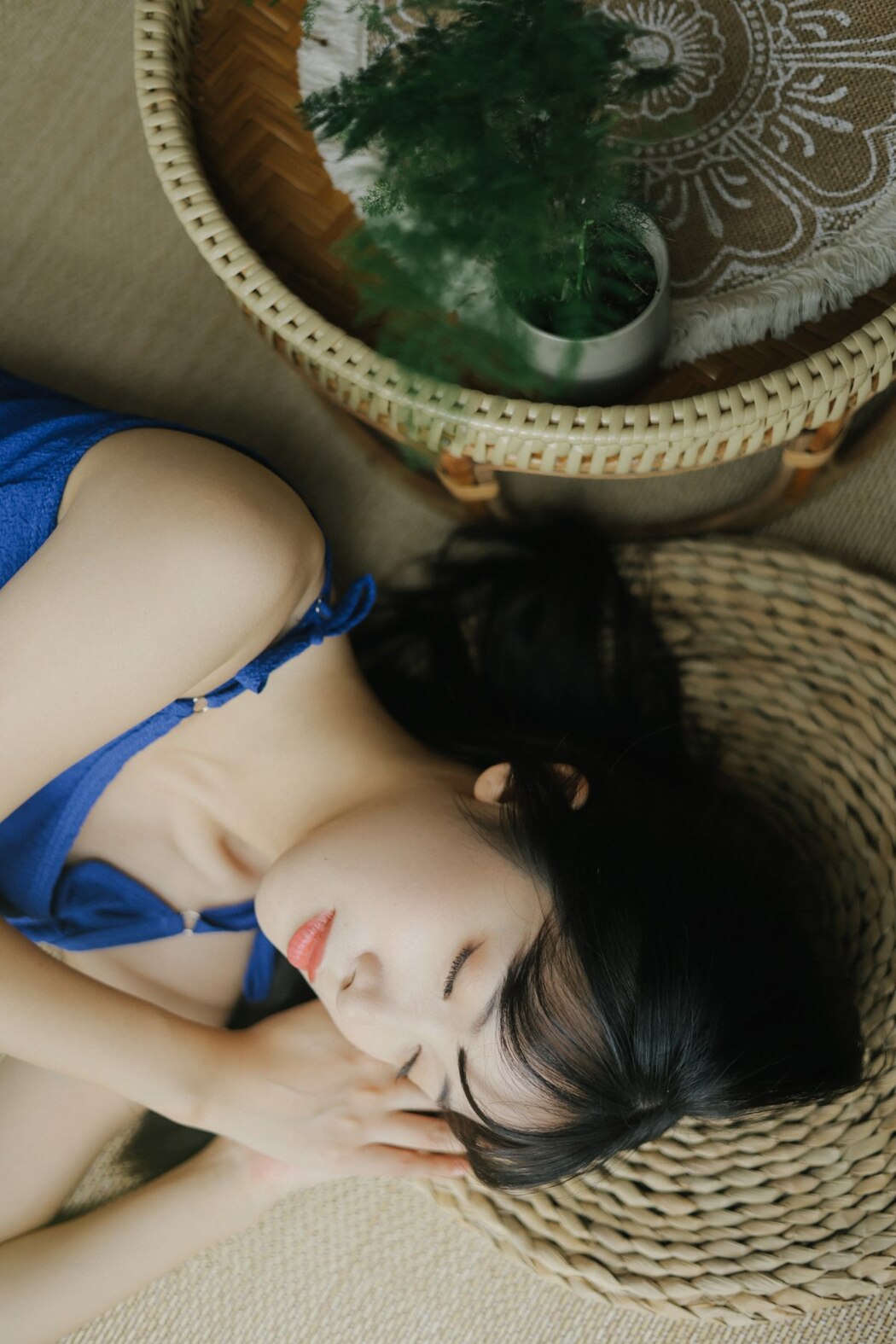 YiTuYu艺图语 Vol.2331 Yi Zhi A Meng Zai