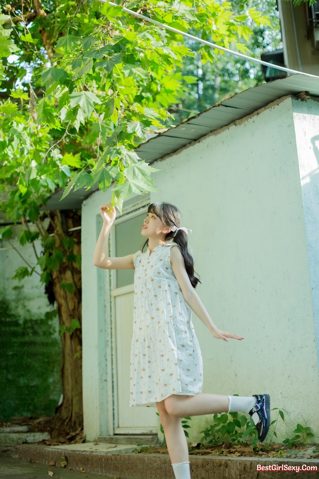 YiTuYu艺图语 Vol.2338 Ke Ai Pao Pao Ya