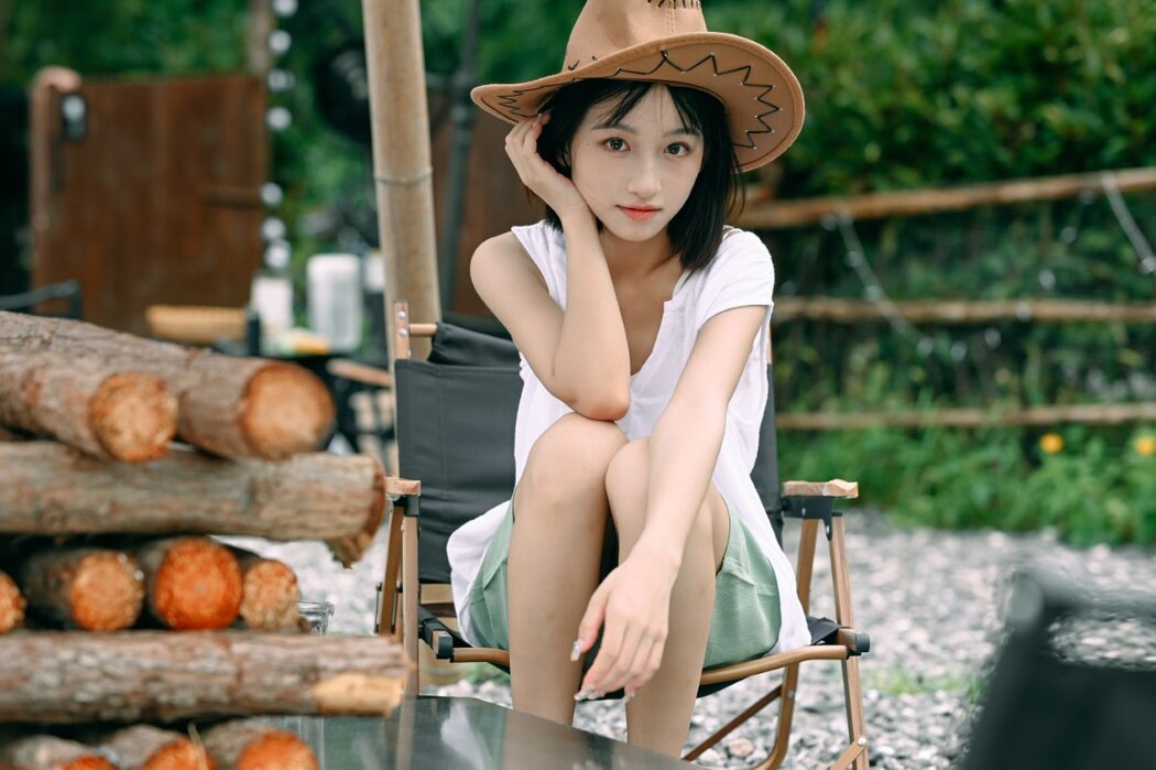 YiTuYu艺图语 Vol.2376 Yu Er
