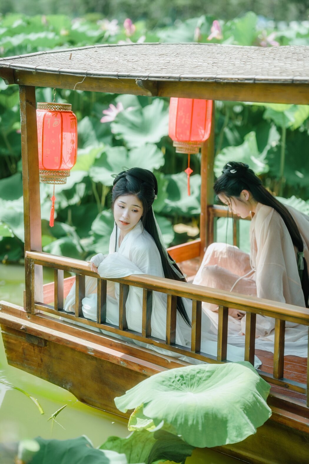 YiTuYu艺图语 Vol.2308 Mo Mo