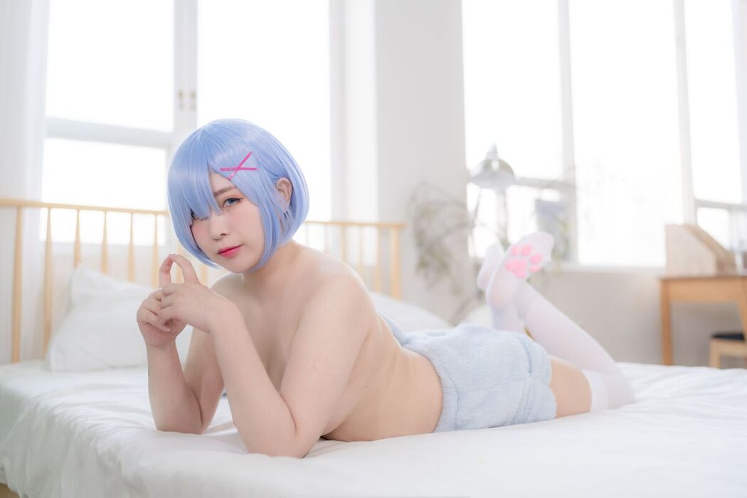 Yuna 유나 – Vol.9 Rem Re Zero