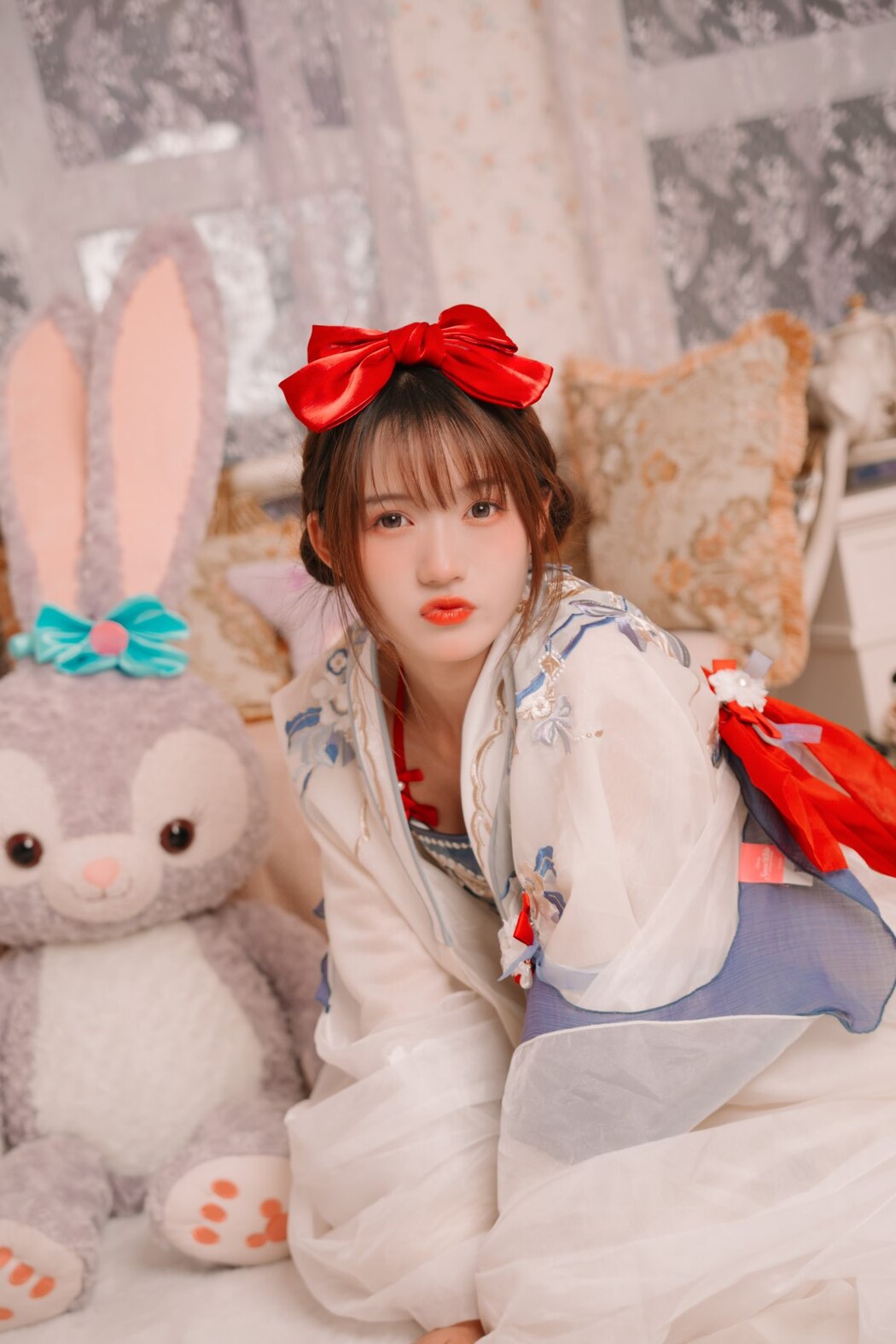 YiTuYu艺图语 Vol.2400 Tu Zi Zzz Bu Chi Hu Luo Bo