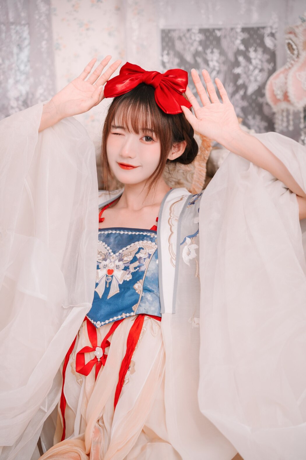 YiTuYu艺图语 Vol.2400 Tu Zi Zzz Bu Chi Hu Luo Bo