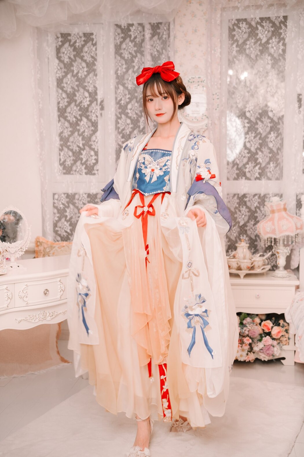 YiTuYu艺图语 Vol.2400 Tu Zi Zzz Bu Chi Hu Luo Bo