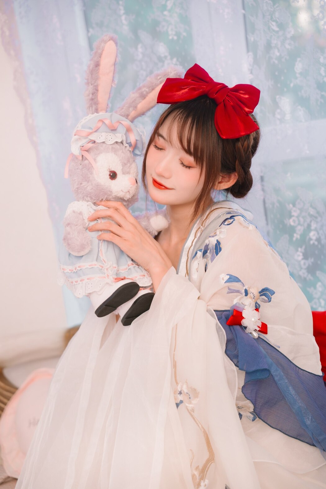 YiTuYu艺图语 Vol.2400 Tu Zi Zzz Bu Chi Hu Luo Bo