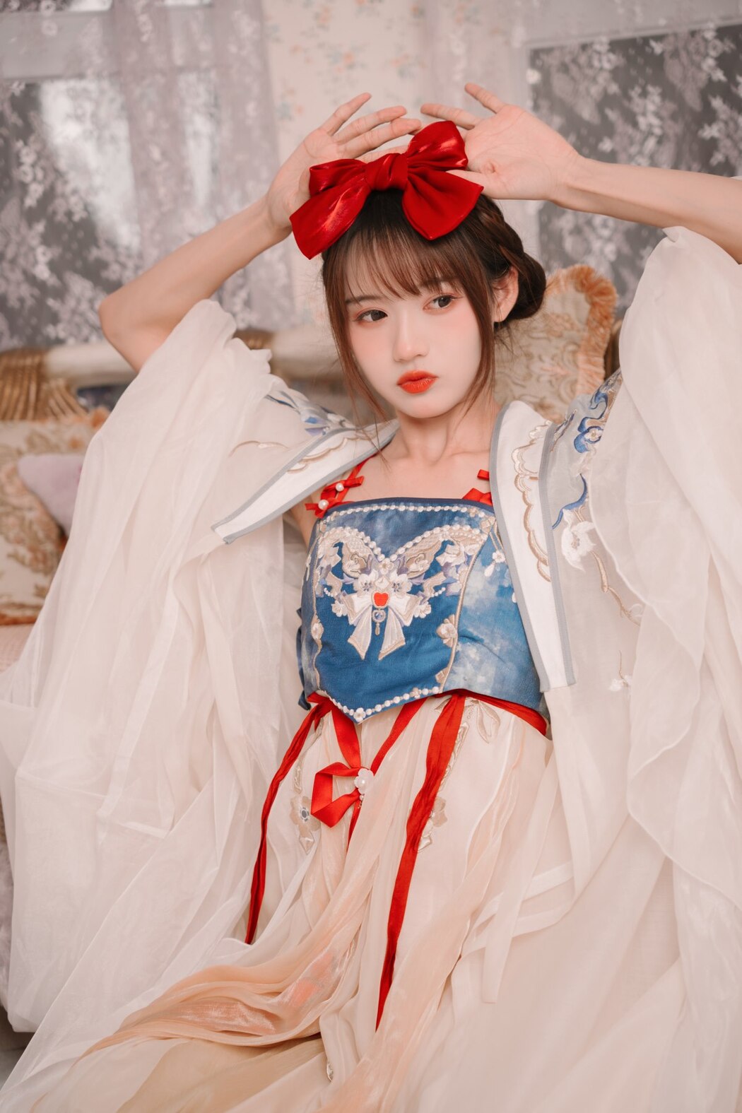 YiTuYu艺图语 Vol.2400 Tu Zi Zzz Bu Chi Hu Luo Bo