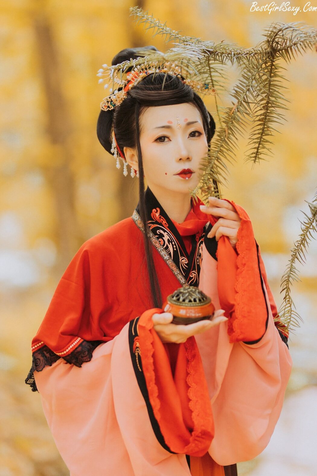 YiTuYu艺图语 Vol.248 Tan Zi