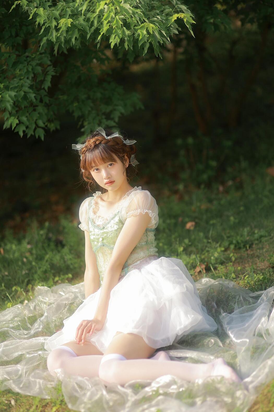 YiTuYu艺图语 Vol.2479 Jin Yu Yu