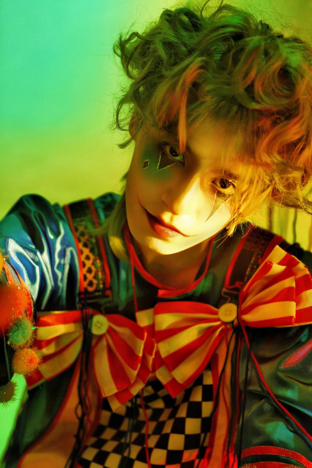 YiTuYu艺图语 Vol.2481 Yoru Kari