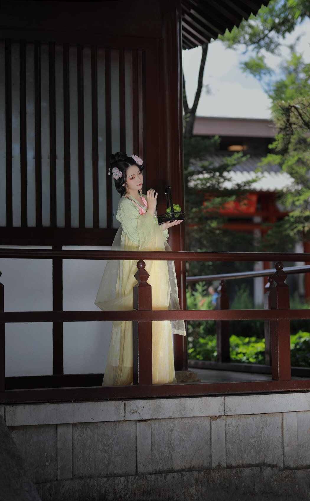 YiTuYu艺图语 Vol.2439 Luo Hua Ren Du Li