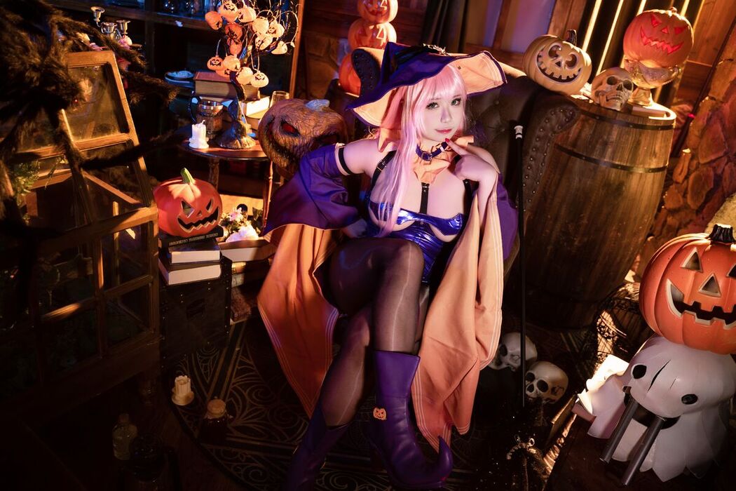 Coser@贞子蜜桃 – 孟菲斯