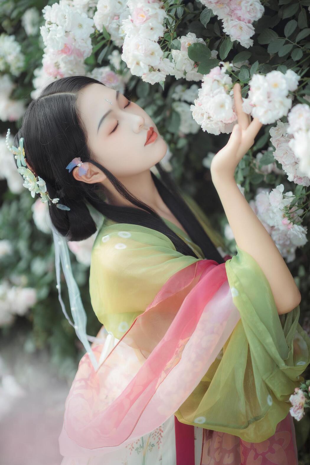 YiTuYu艺图语 Vol.2486 Ruo Yun