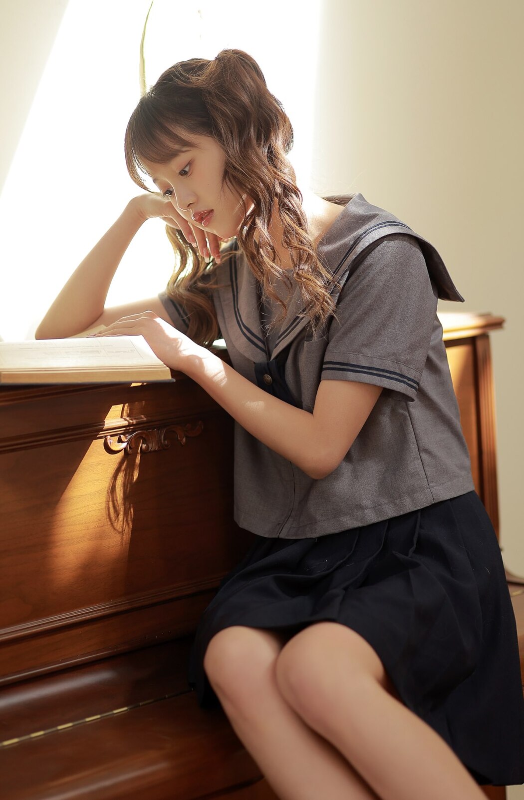 YiTuYu艺图语 Vol.2459 Jin Yu Yu