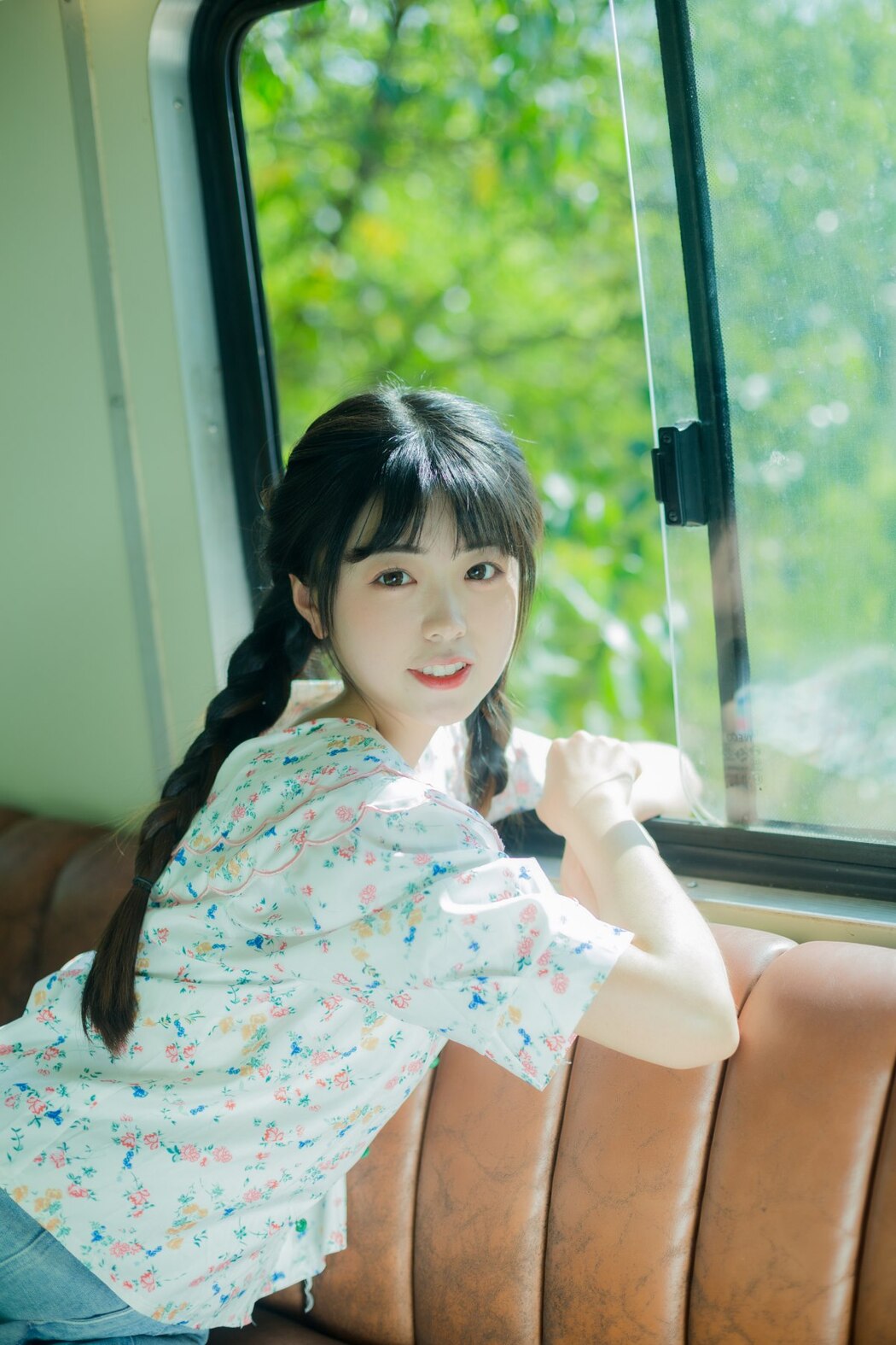 YiTuYu艺图语 Vol.2458 Ke Ai Pao Pao Ya
