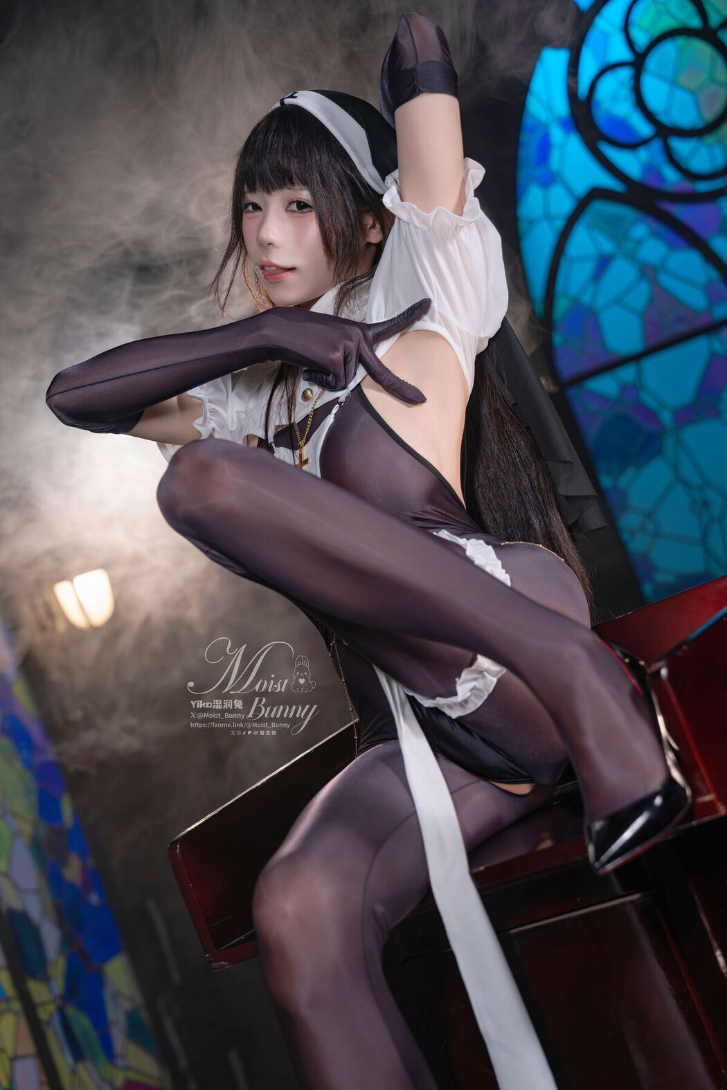 Coser@黏黏团子兔 – 布道圣女