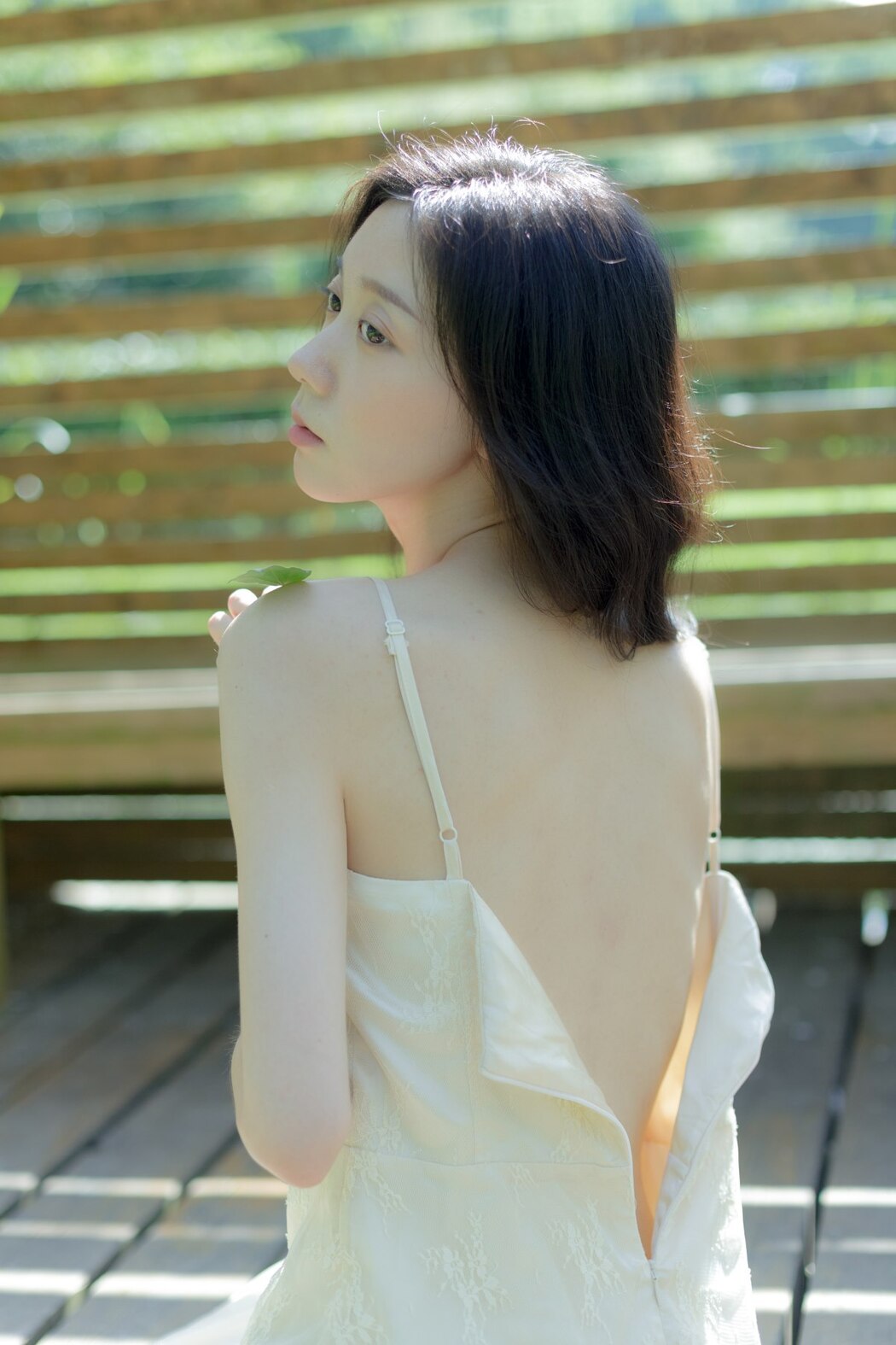 YiTuYu艺图语 Vol.2441 Si Mao Shao Nu