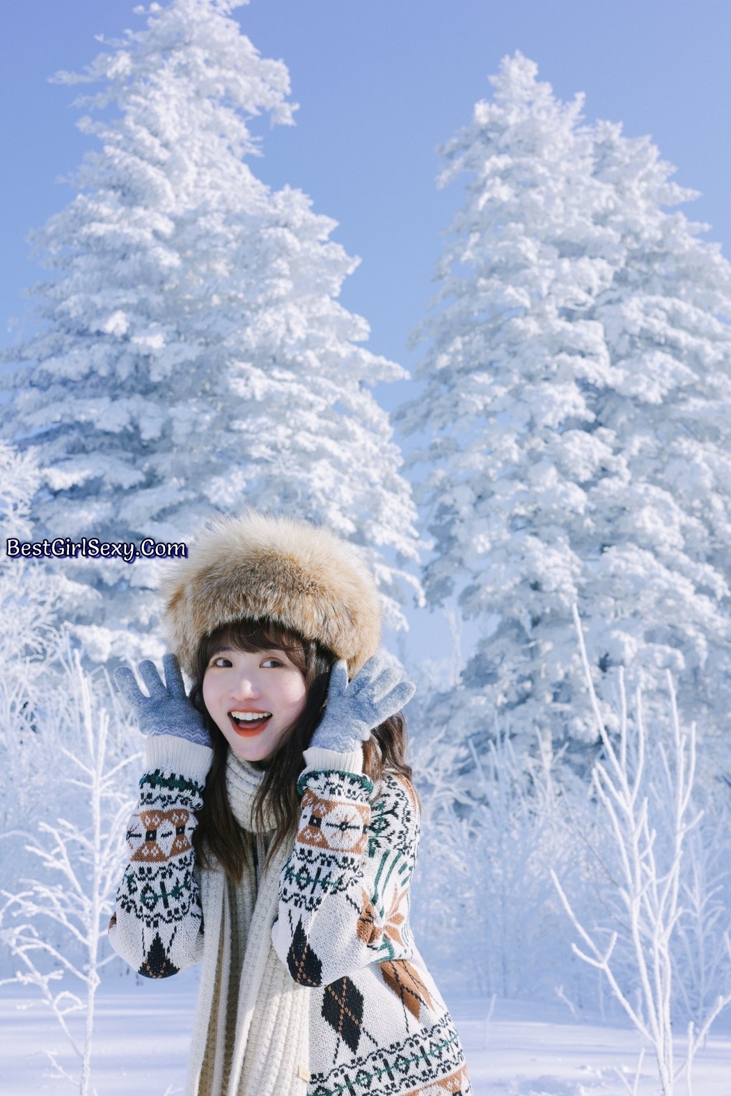 YiTuYu艺图语 Vol.2424 Lan Pang Zi