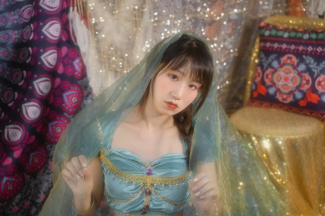 YiTuYu艺图语 Vol.2415 Li Zi Hua Hua