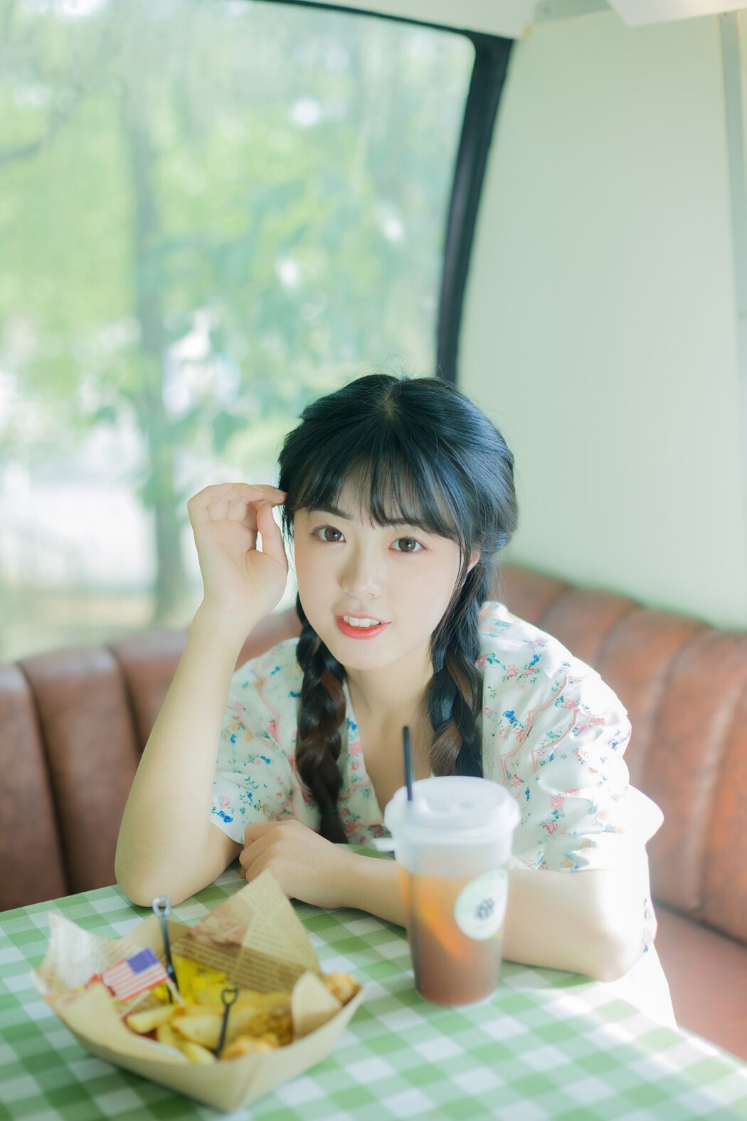 YiTuYu艺图语 Vol.2458 Ke Ai Pao Pao Ya