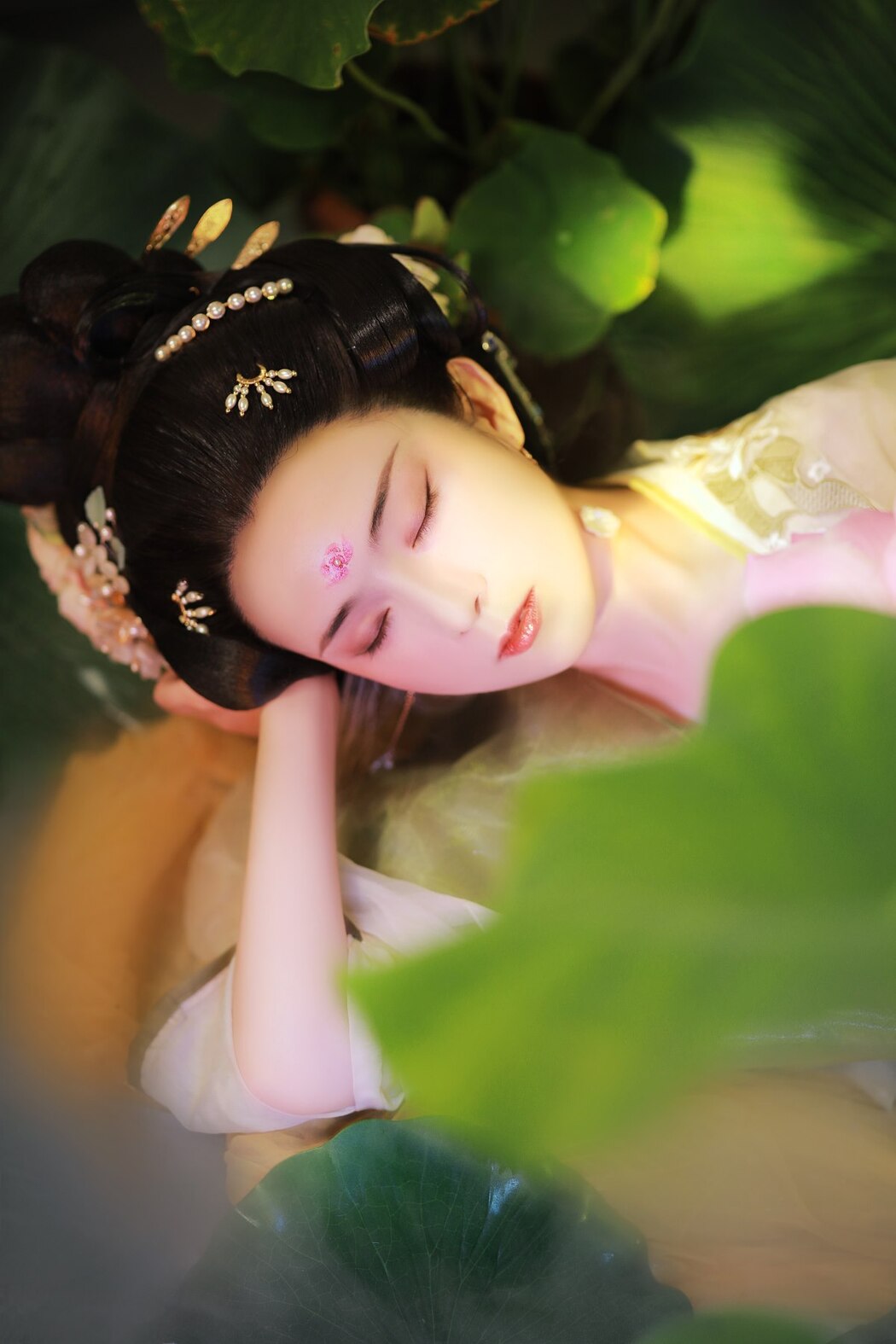 YiTuYu艺图语 Vol.2448 Ye Qing Qiu