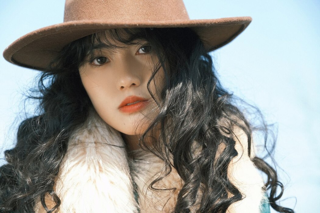 YiTuYu艺图语 Vol.2475 Bao Mao Mian Yang