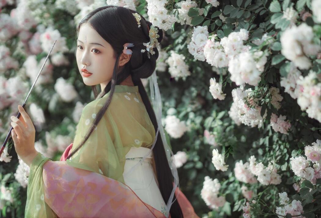 YiTuYu艺图语 Vol.2486 Ruo Yun