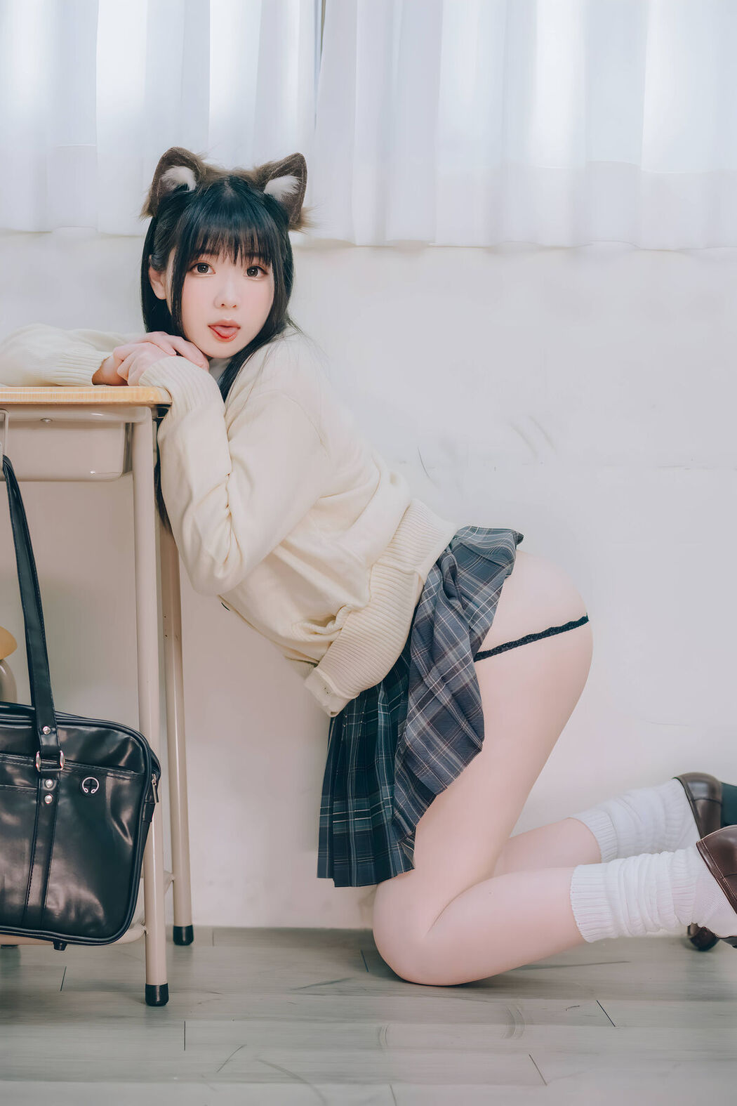 Coser@霜月shimo – DL版写真集 隣のサキュバス霜月さん Vol.01 Part1