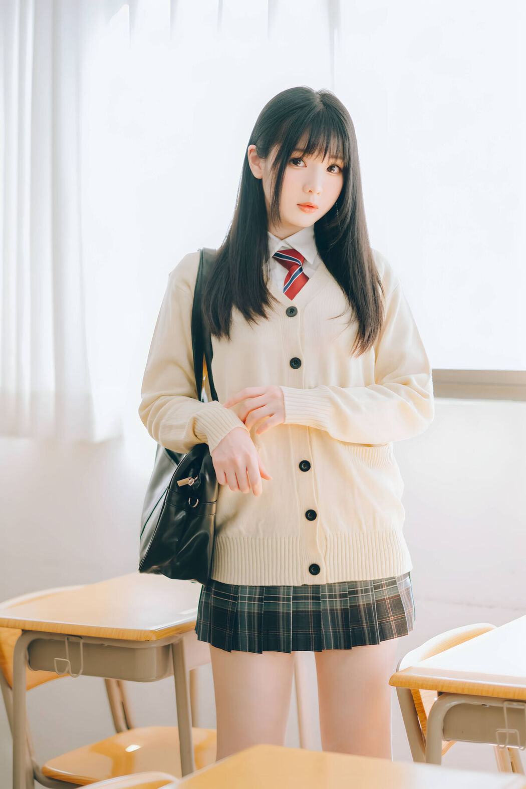 Coser@霜月shimo – DL版写真集 隣のサキュバス霜月さん Vol.01 Part1