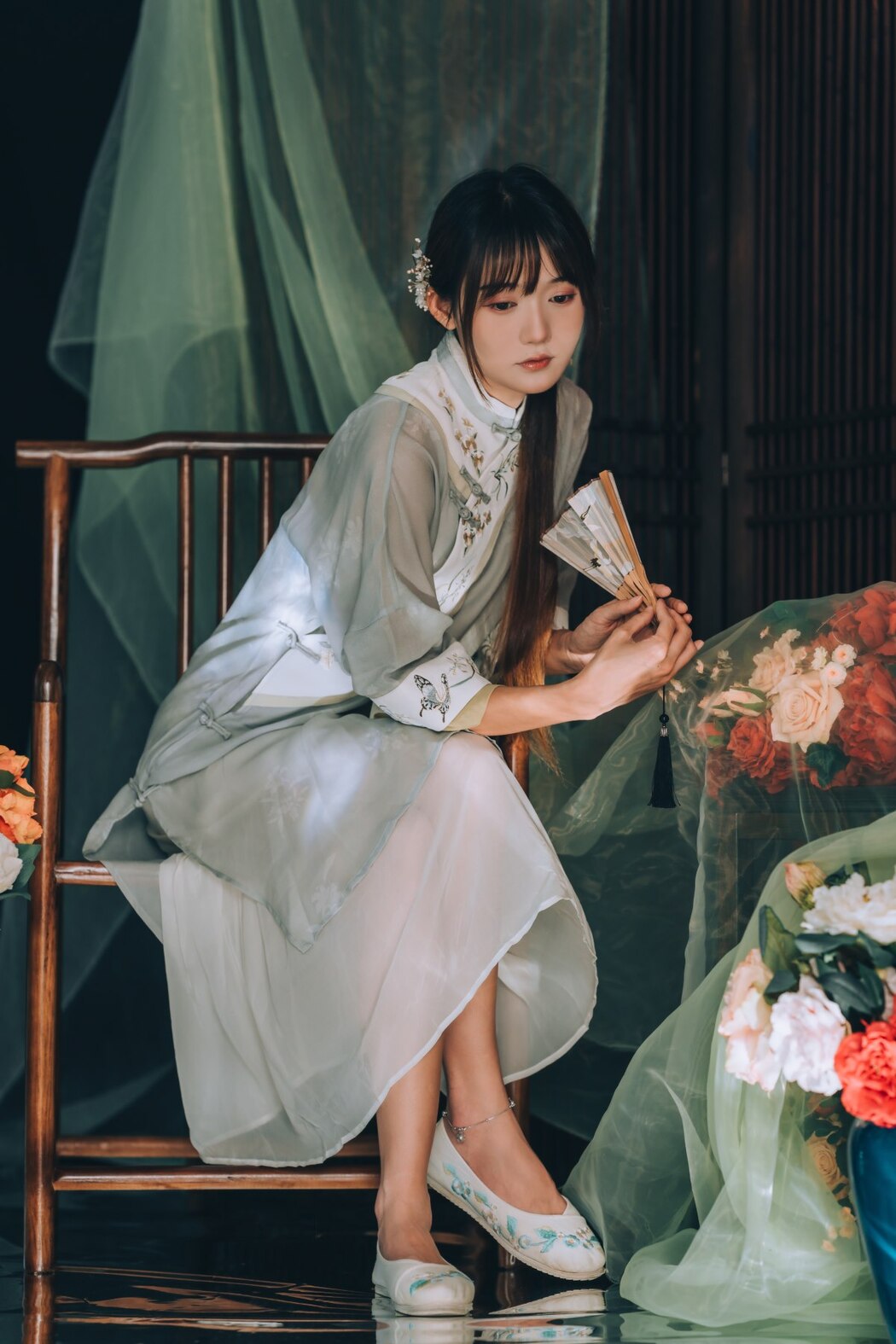 YiTuYu艺图语 Vol.2436 Tu Zi Zzz Bu Chi Hu Luo Bo
