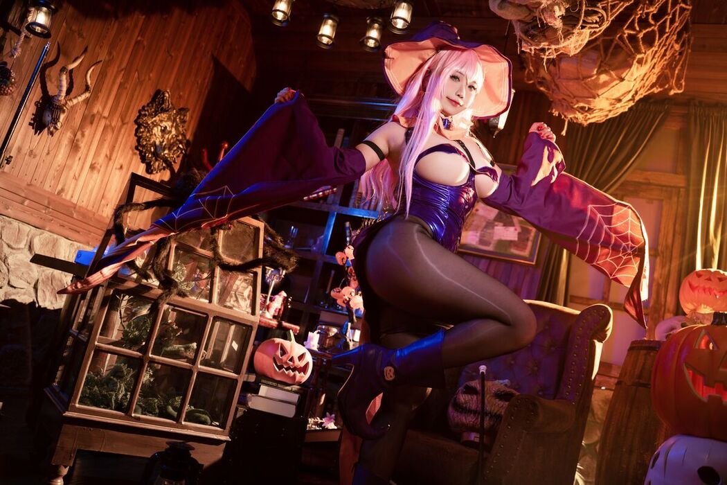 Coser@贞子蜜桃 – 孟菲斯