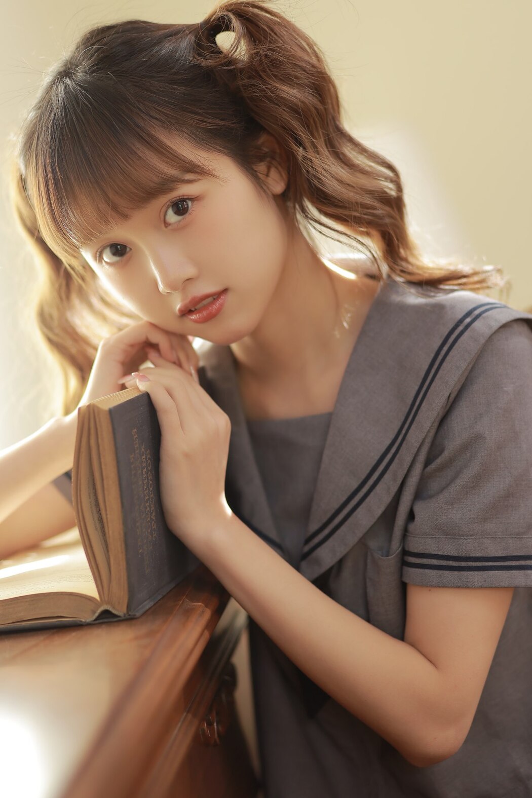 YiTuYu艺图语 Vol.2459 Jin Yu Yu