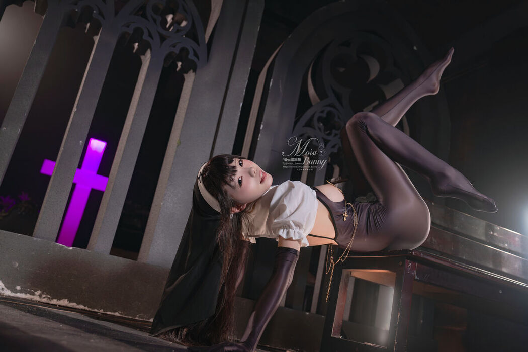 Coser@黏黏团子兔 – 布道圣女
