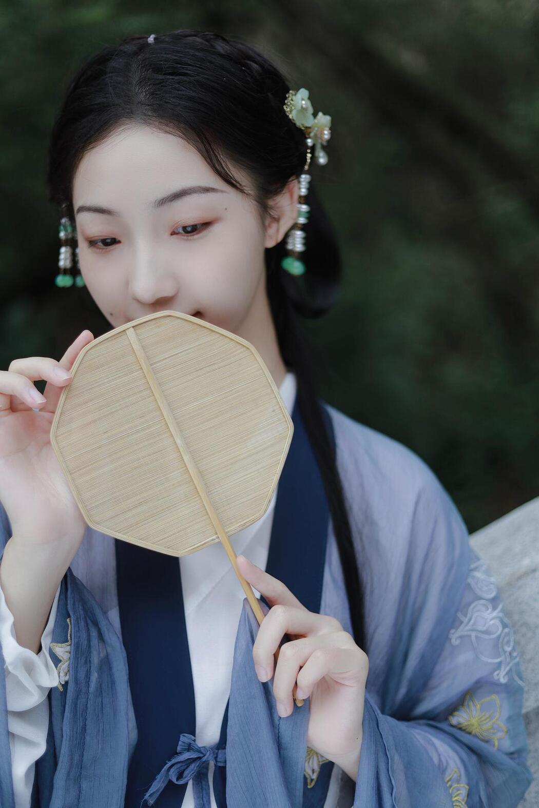 YiTuYu艺图语 Vol.2478 Xiao Dai Tong Xue