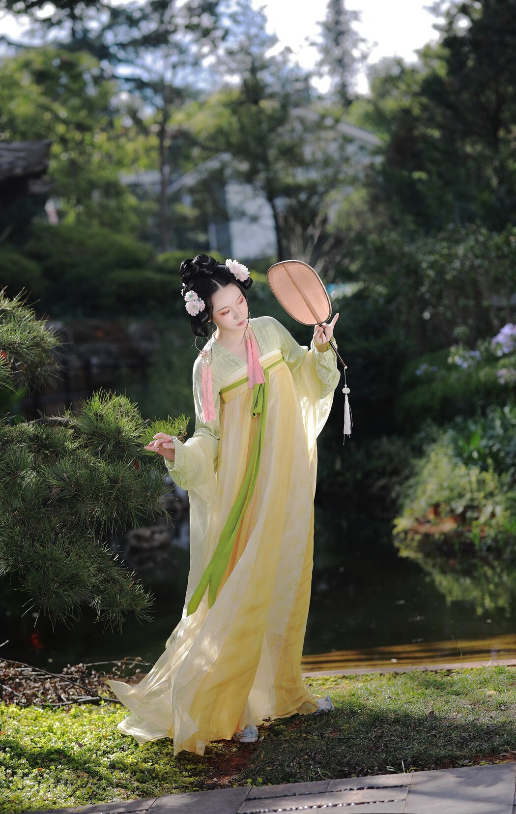 YiTuYu艺图语 Vol.2439 Luo Hua Ren Du Li